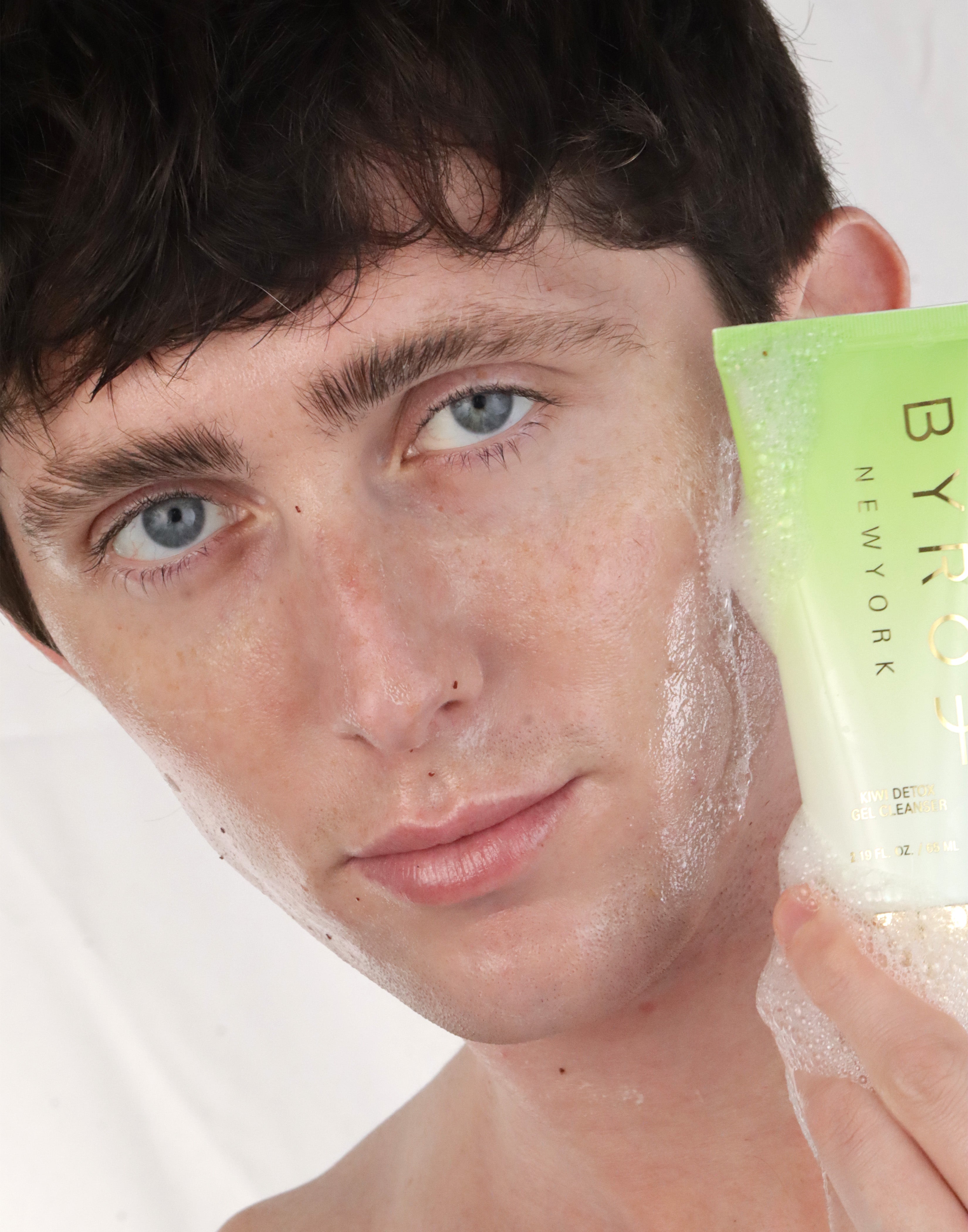 Kiwi Detox Gel Cleanser