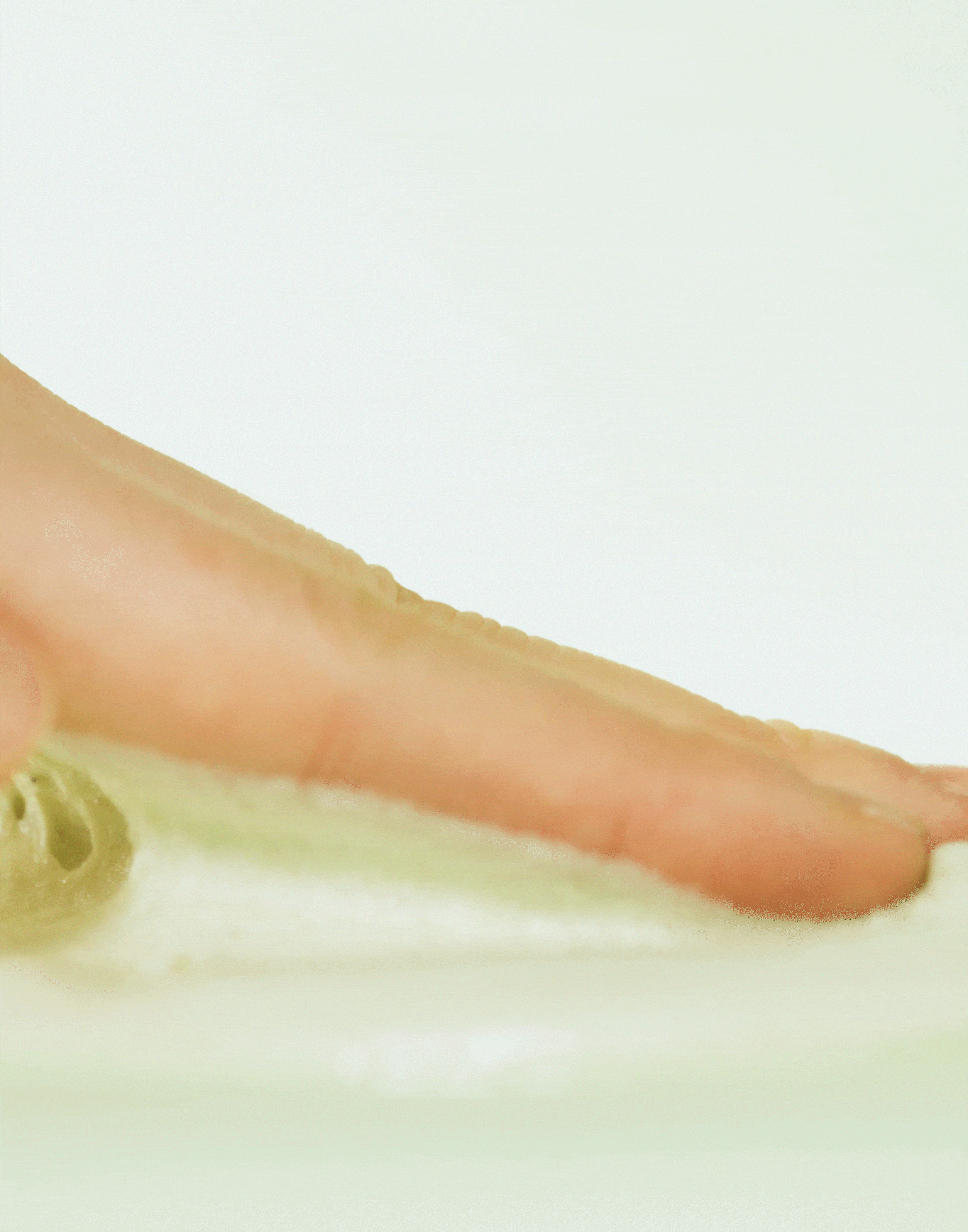 A gif showing the texture of Avocado Renewal 2-in-1 Cleanser & Exfoliator